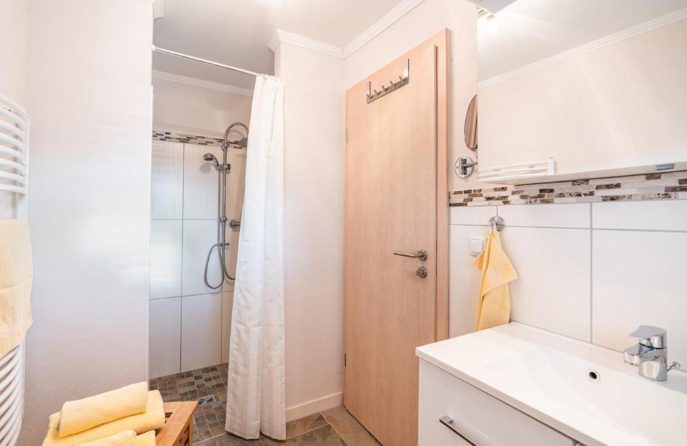 Ferienhaus Usedomer Flaschenpost 치노비츠 외부 사진